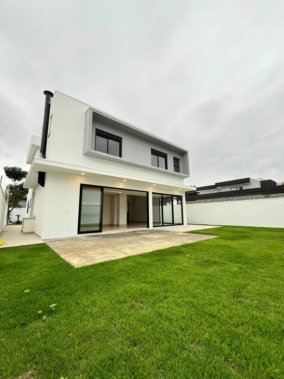 Sobrado à venda no Condomínio Reserva dos Lagos – Pindamonhangaba/SP