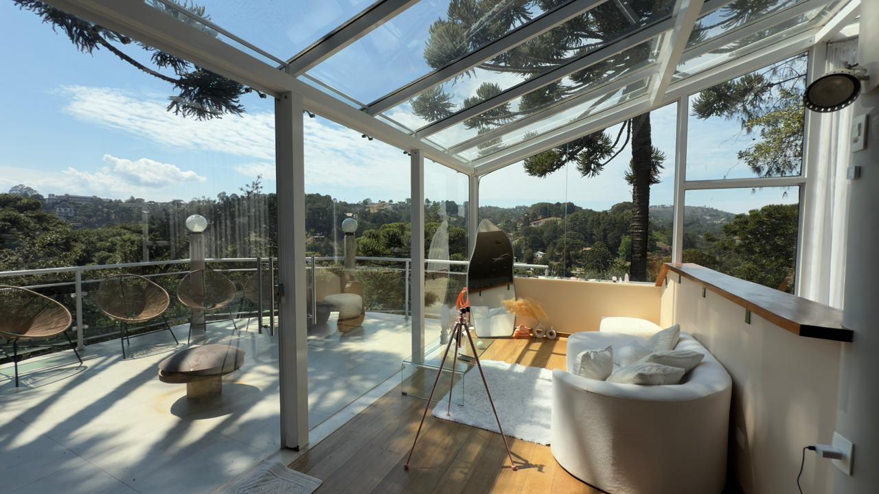 Casa à venda por R$ 2.300.000,00 - Campos do Jordão/SP