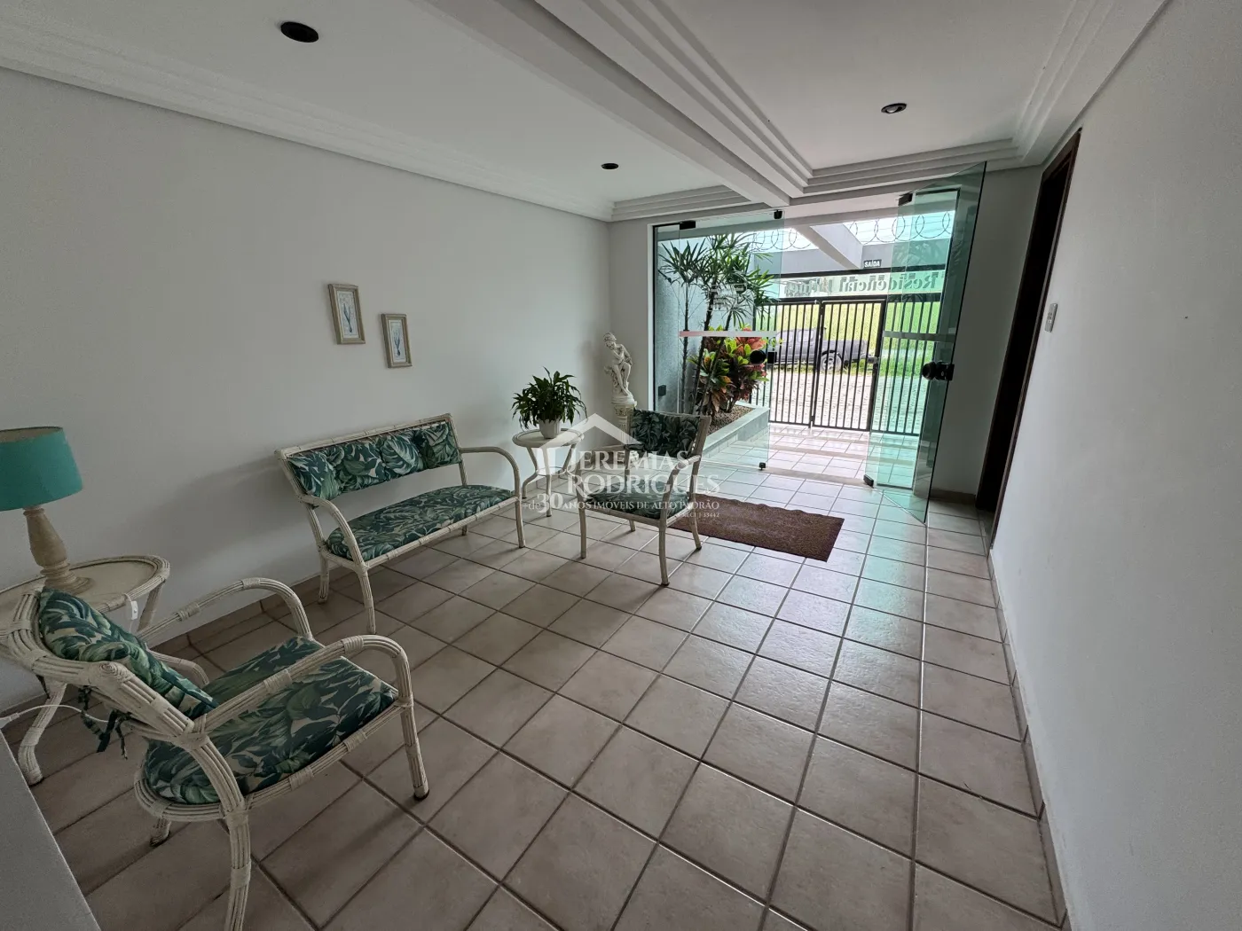 Apartamento à venda com 3 dormitórios, 84 m² no Condomínio Residencial Jatiuca em Ubatuba/SP