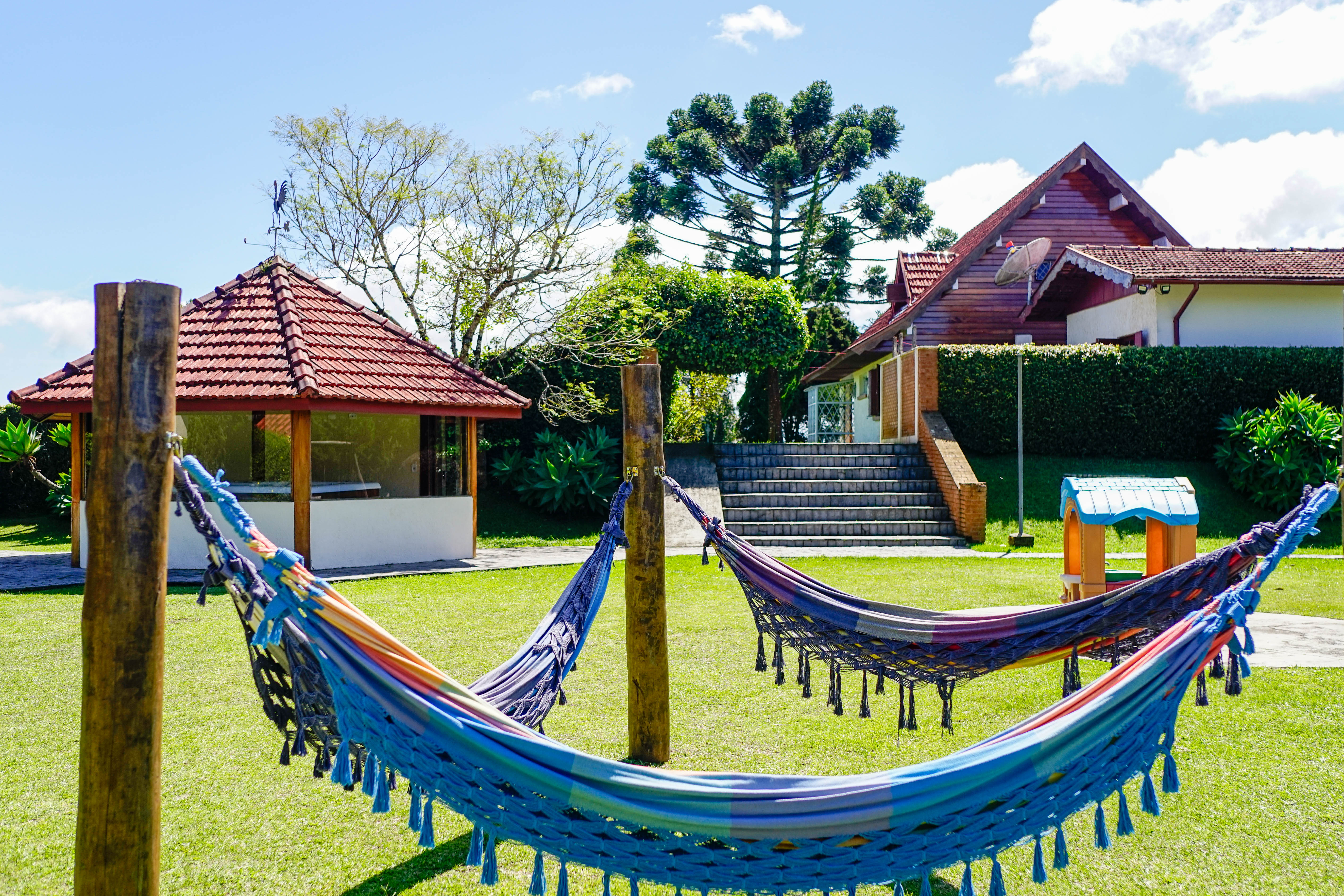 Pousada à venda com 6 suítes no bairro Vila Marinella em Campos do Jordão/SP.