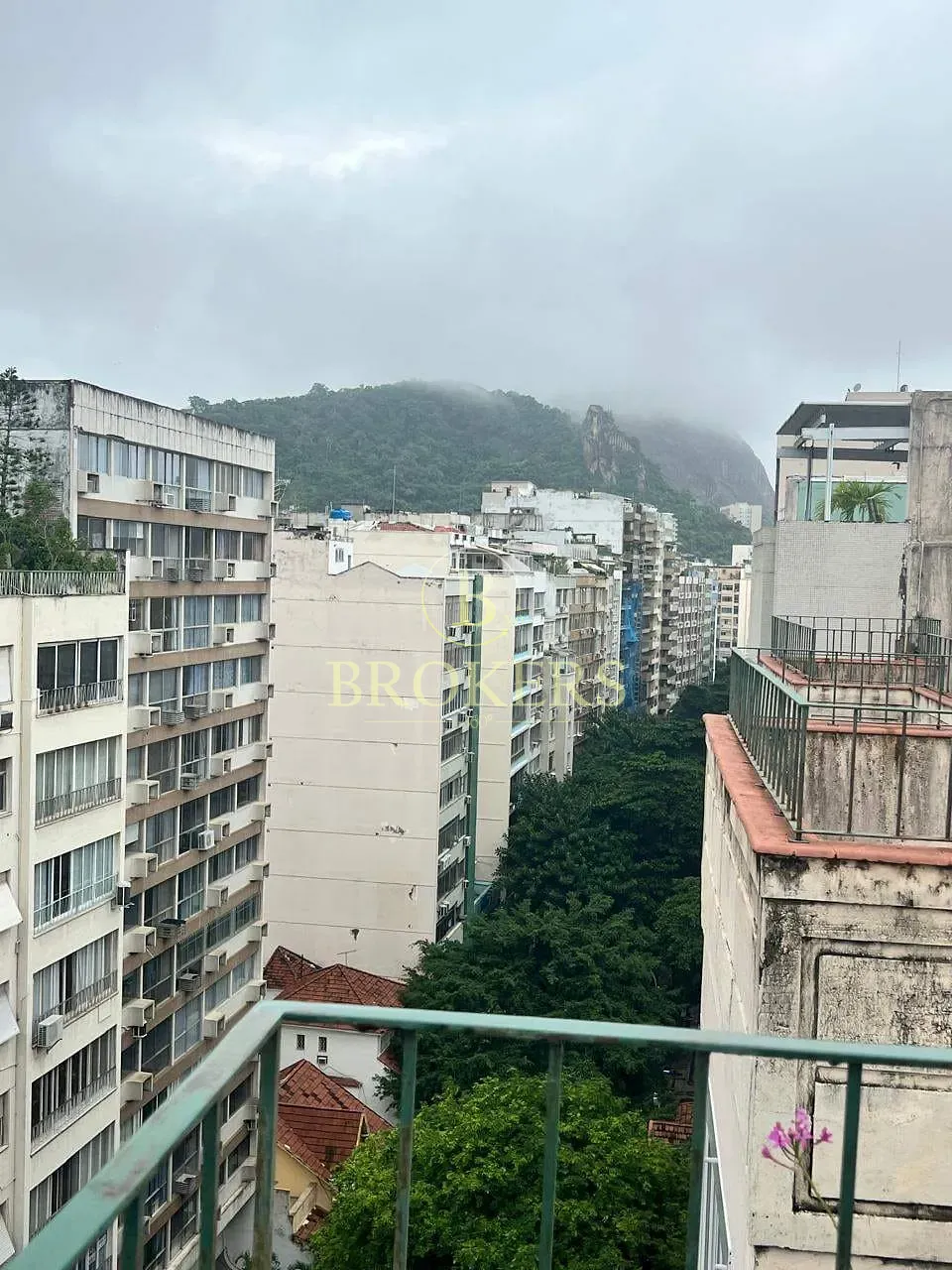Cobertura duplex à venda - 4 quartos, joia bruta em rua tranquila com 2 vagas em Copacabana, Rio de — foto 9