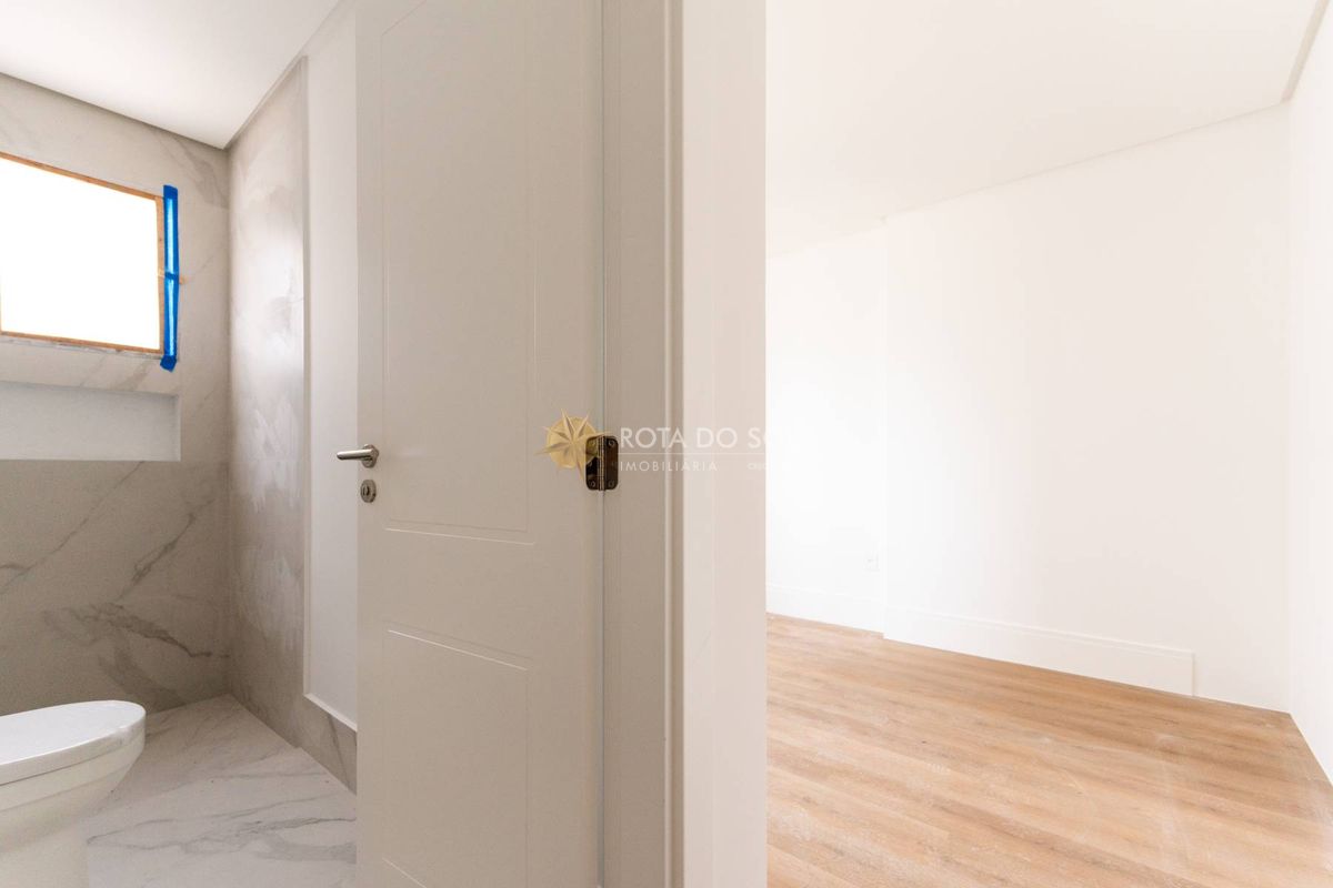 Maison Lafayette Apartamento 4 Suítes Meia Praia Itapema SC