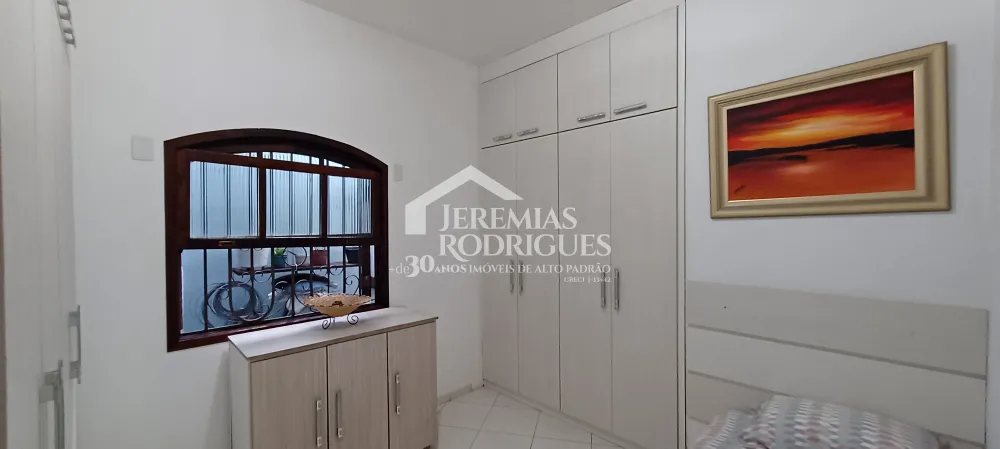Casa com 3 dormitórios, 233 m² - Santana - Pindamonhangaba/SP