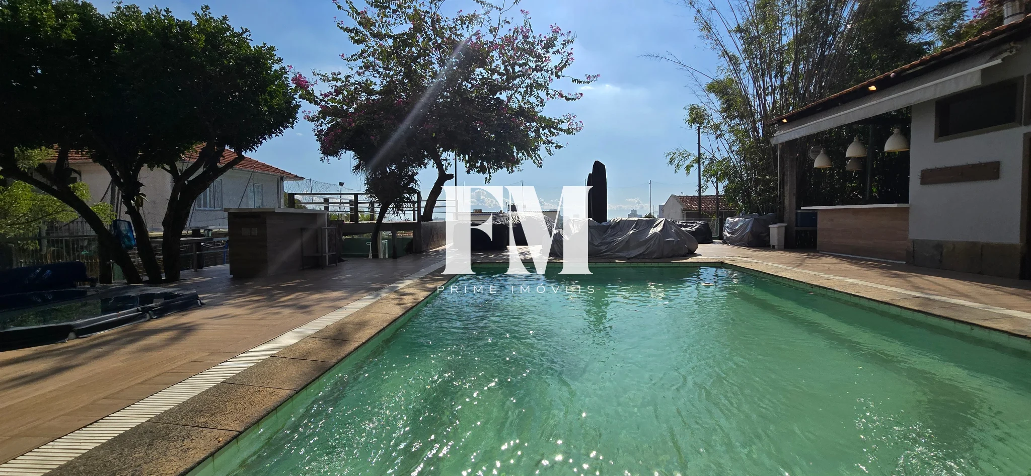 Casa Exclusiva Cercada pelo Verde com Lazer Completo e Guarita com Segurança 24 Horas - foto 6