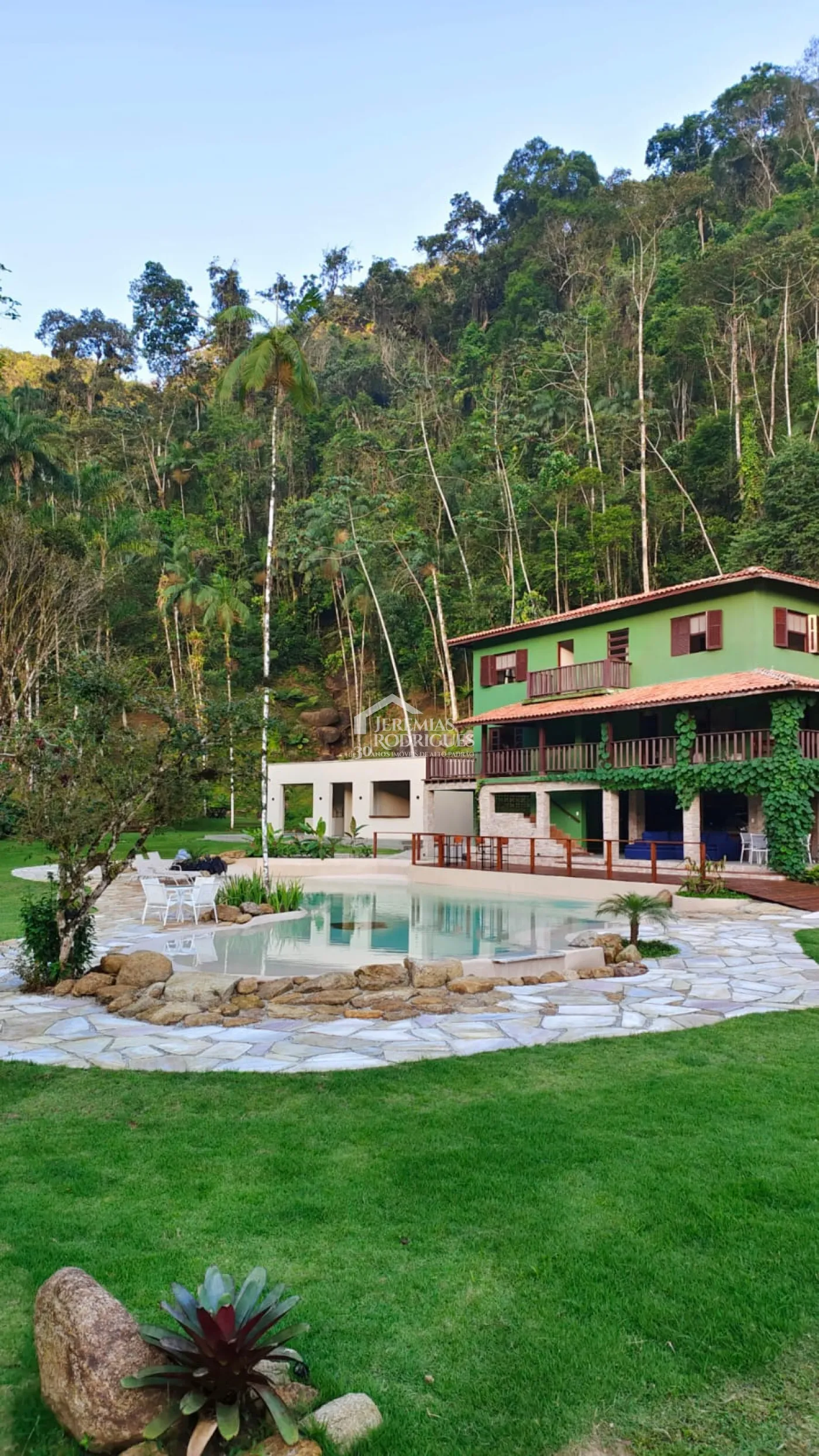 Casa com 3 dormitórios, 350 m² - Ubatumirim - Ubatuba/SP