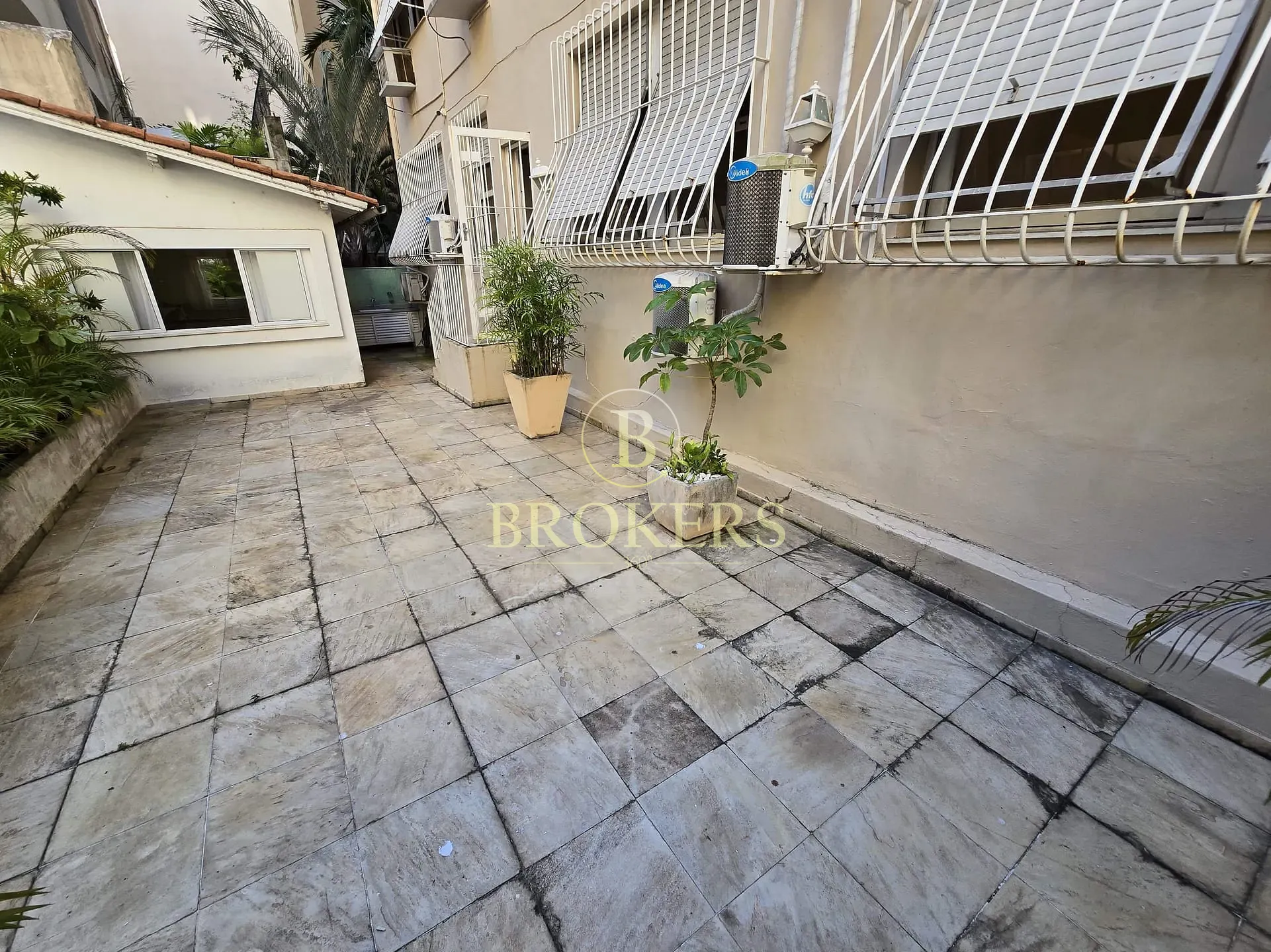 Apartamento garden à venda, Praia do Flamengo, varanda interna, salão em múltiplos ambientes, 3 qua
