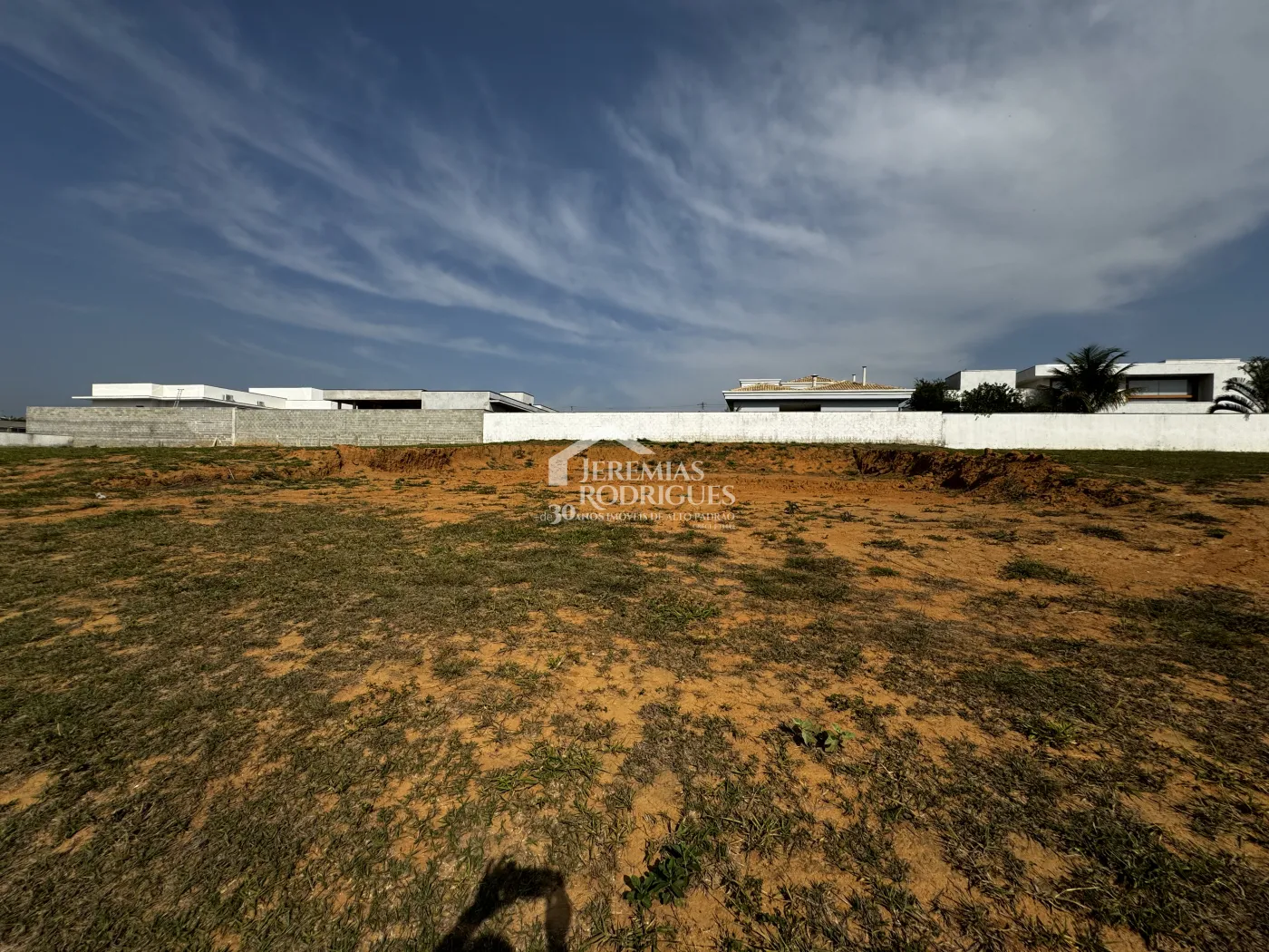 Terreno com 869 m² - Condomínio Colonial Village II  - Pindamonhangaba/SP.