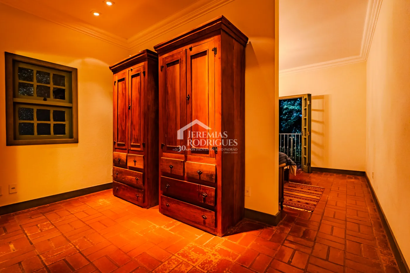 Casa à venda por R$ 6.200.000,00 - Cunha/SP