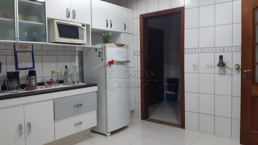 Casa com 4 quartos, 370 m², à venda por R$ 2.200.000- Taubaté Village - Taubaté/SP