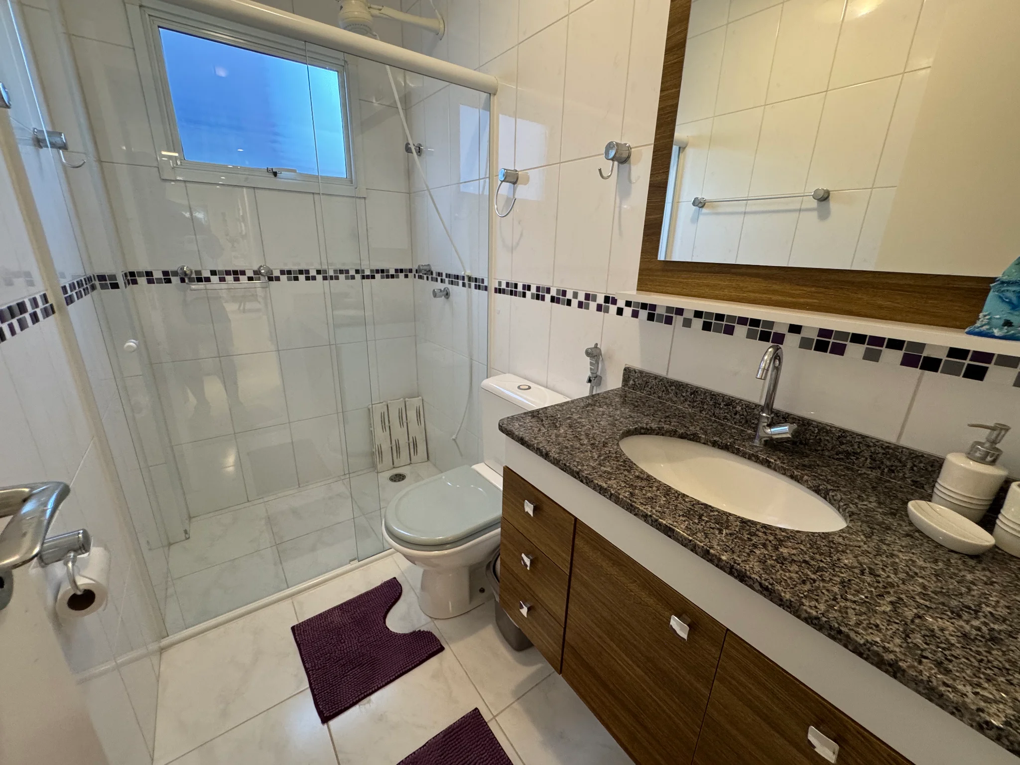 Cobertura à venda com 3 suítes no Condomínio Polignano A Maré em Ubatuba/SP.  