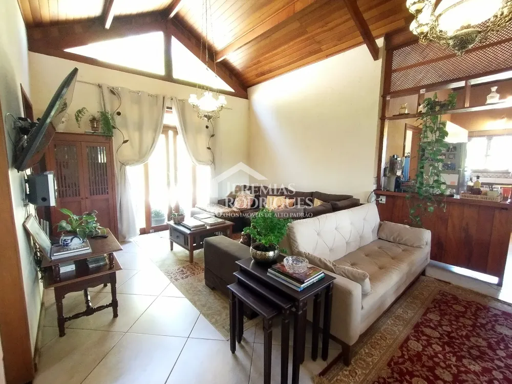 Casa com 4 dormitórios, 277 m² - Santo Antônio do Pinhal/SP