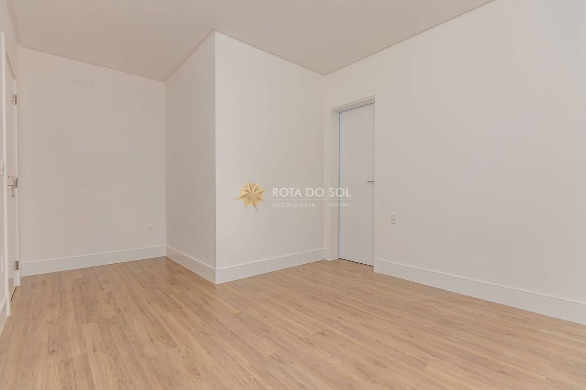 Fiori Del Mare Apartamento 3 Suítes e 2 Vagas em Meia Praia Itapema SC