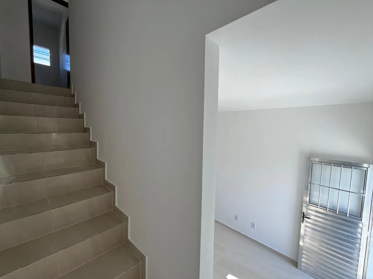 Sobrado novo à venda no Cidade Jardim, Pindamonhangaba – 2 quartos, 65m²