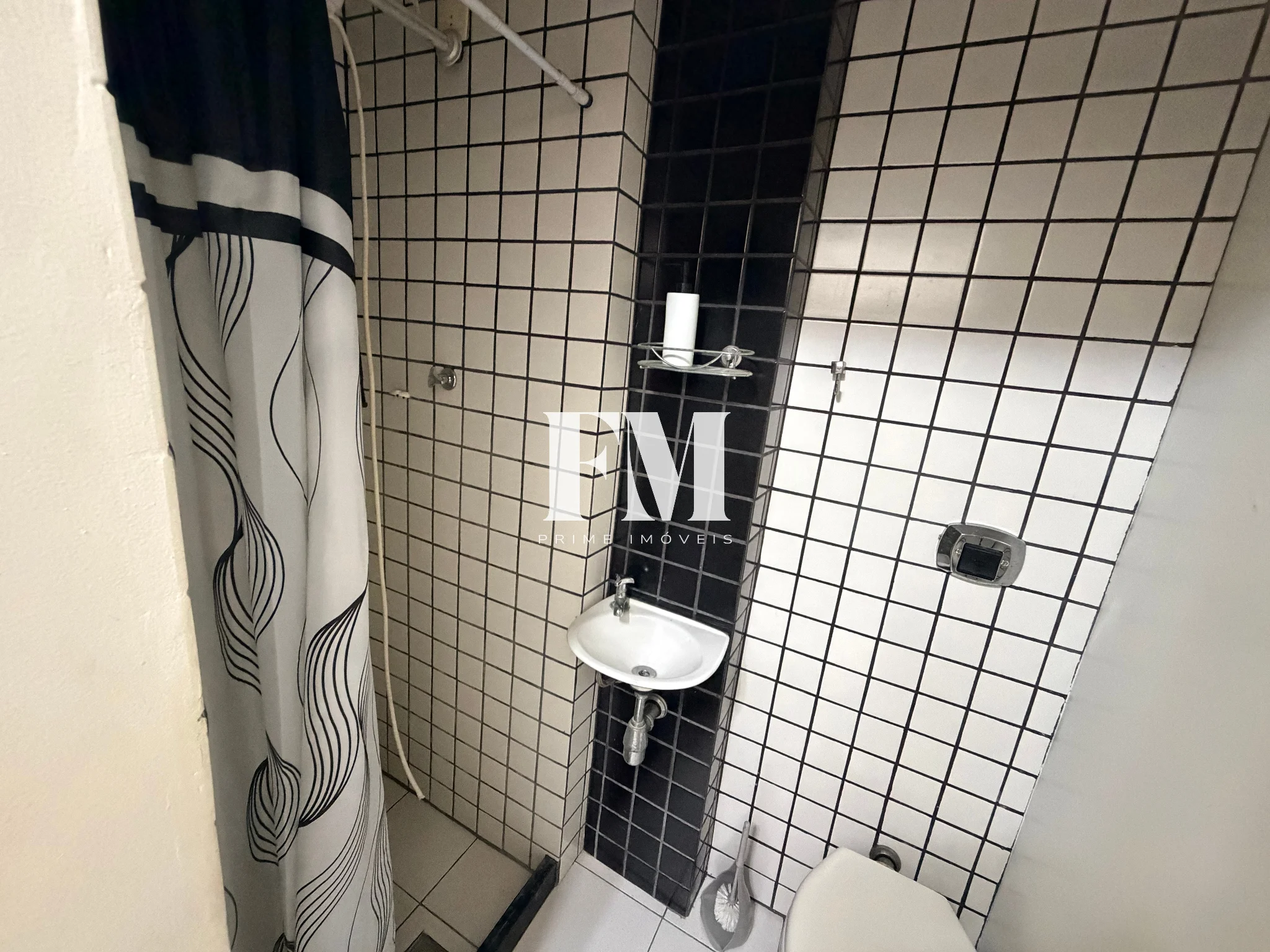 Apartamento à venda com amplitude, design, 4 quartos, e 2 vagas a 350m da praia em Copacabana posto - foto 4