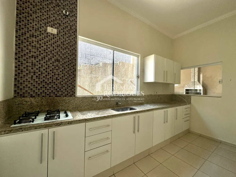 Casa com 3 quartos, 158 m² - Condomínio Campos do Conde - Taubaté/SP