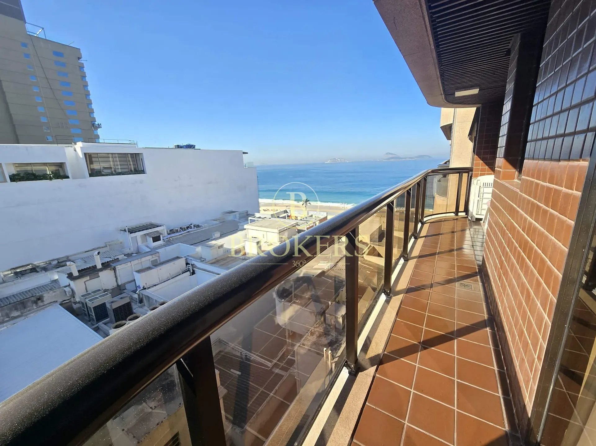 Flat à venda, Av Vieira Souto - Ipanema, Varanda vista mar, sala, 2 quartos sendo 1 suíte, 1 banhei — foto 1