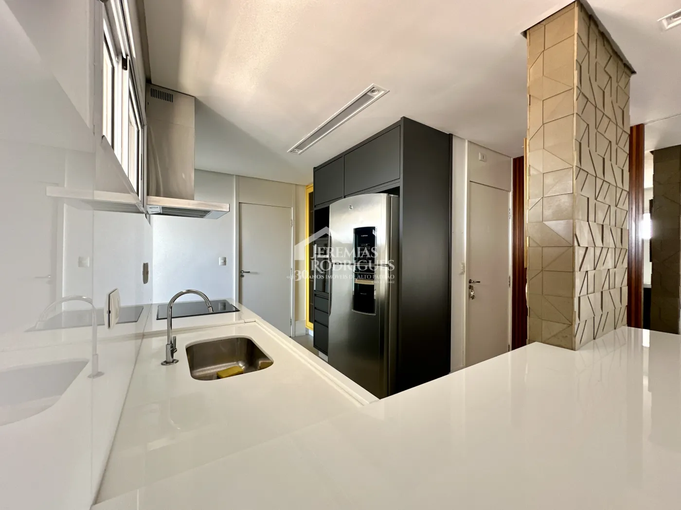 Apartamento com 3 dormitórios, 110 m² - Edifício Placere - Taubaté/SP