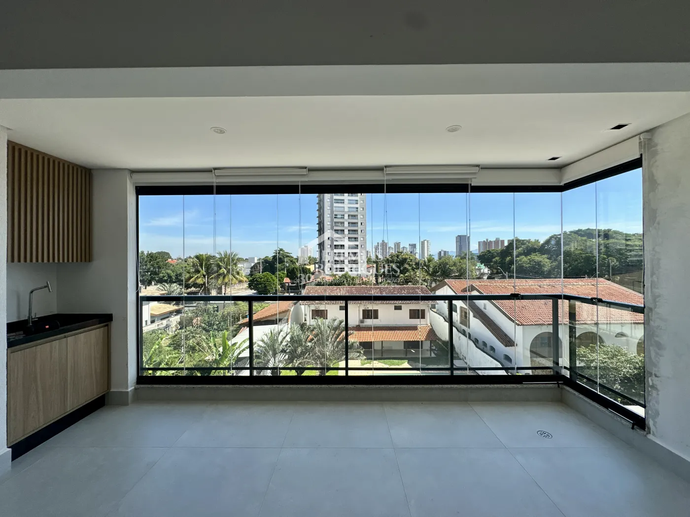 Apartamento à venda com 3 dormitórios, 109 m² no Edifício Lucca em Taubaté/SP