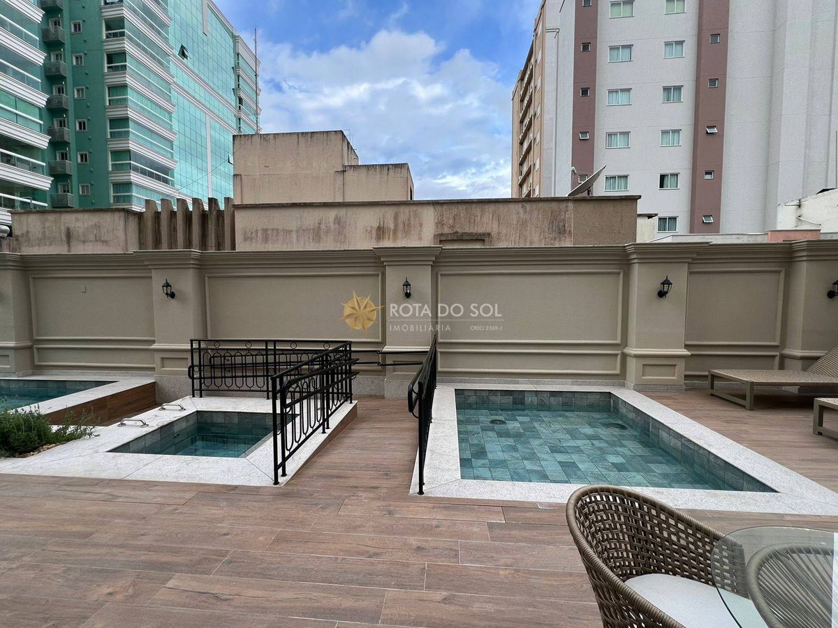 Belíssimo Apartamento 4 Suítes Quadra Mar Meia Praia Itapema SC