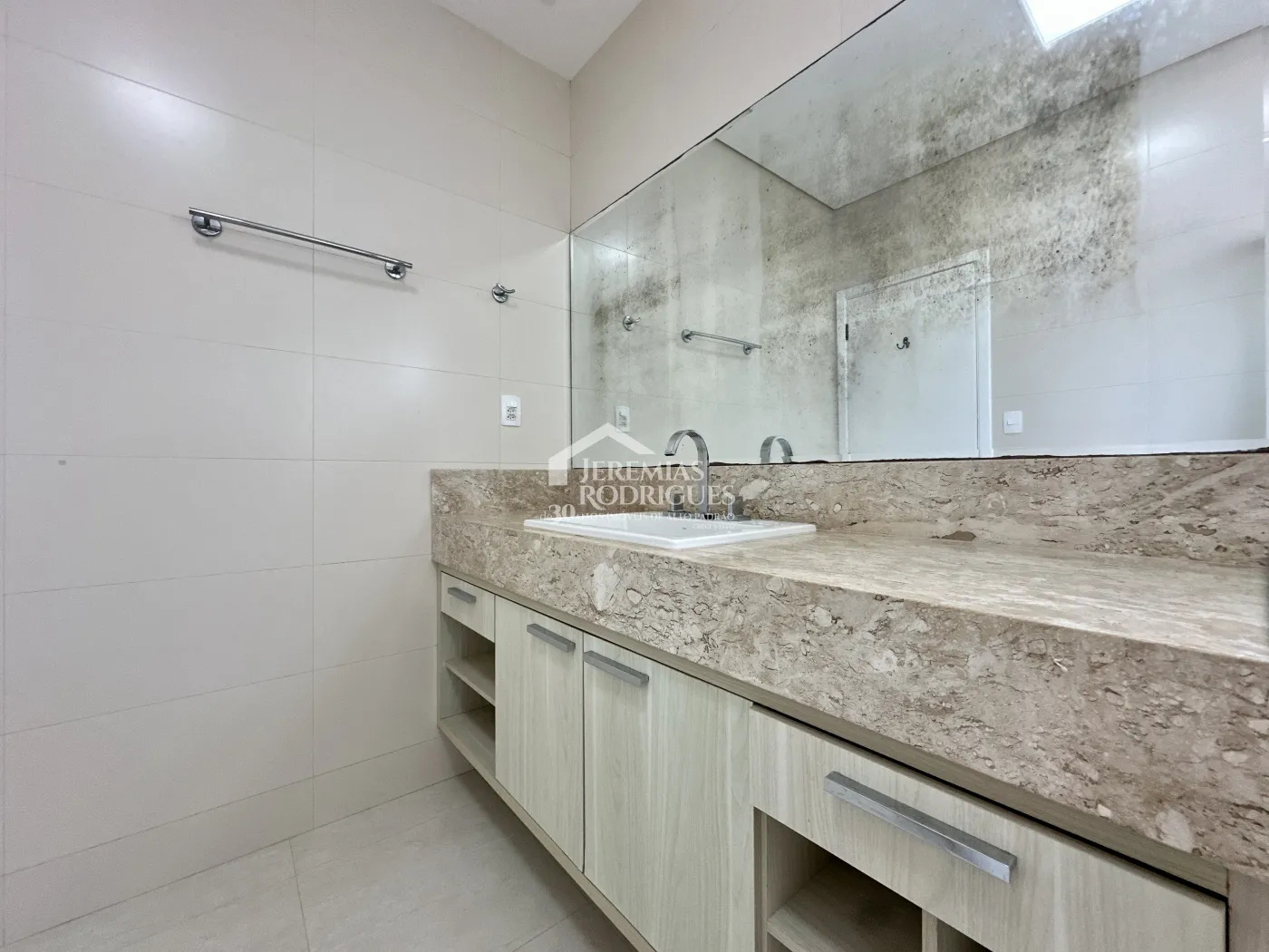 Casa com 3 dormitórios, 237 m² - Campos do Conde Chamboard - Tremembé/SP.