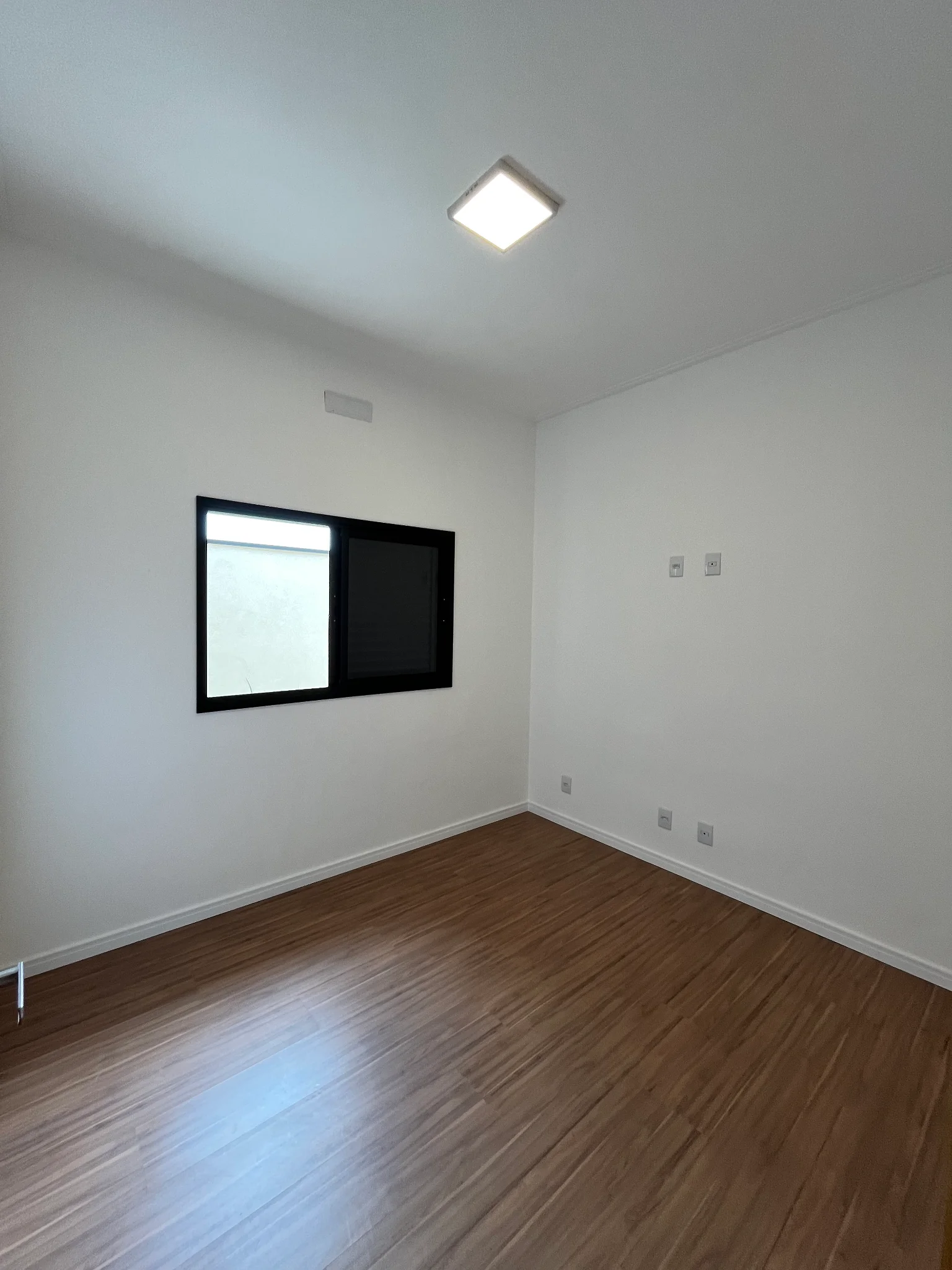 Casa com suíte e closet à venda no Condomínio Bosque da Imperatriz – Pindamonhangaba/SP