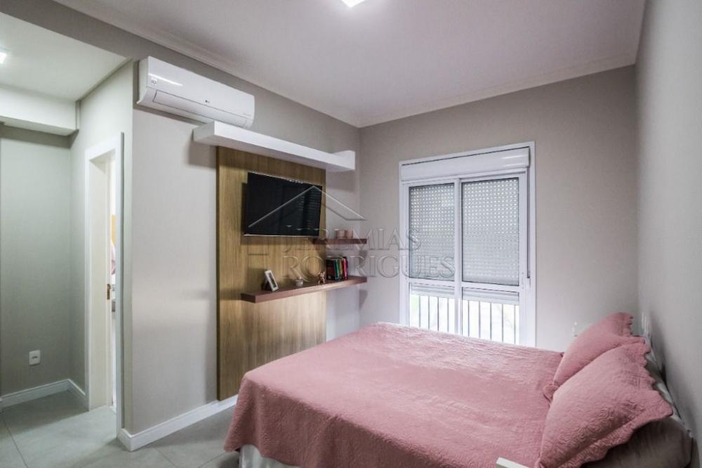 Apartamento à venda com 4 suítes no Condomínio Des Arts em Taubaté. 