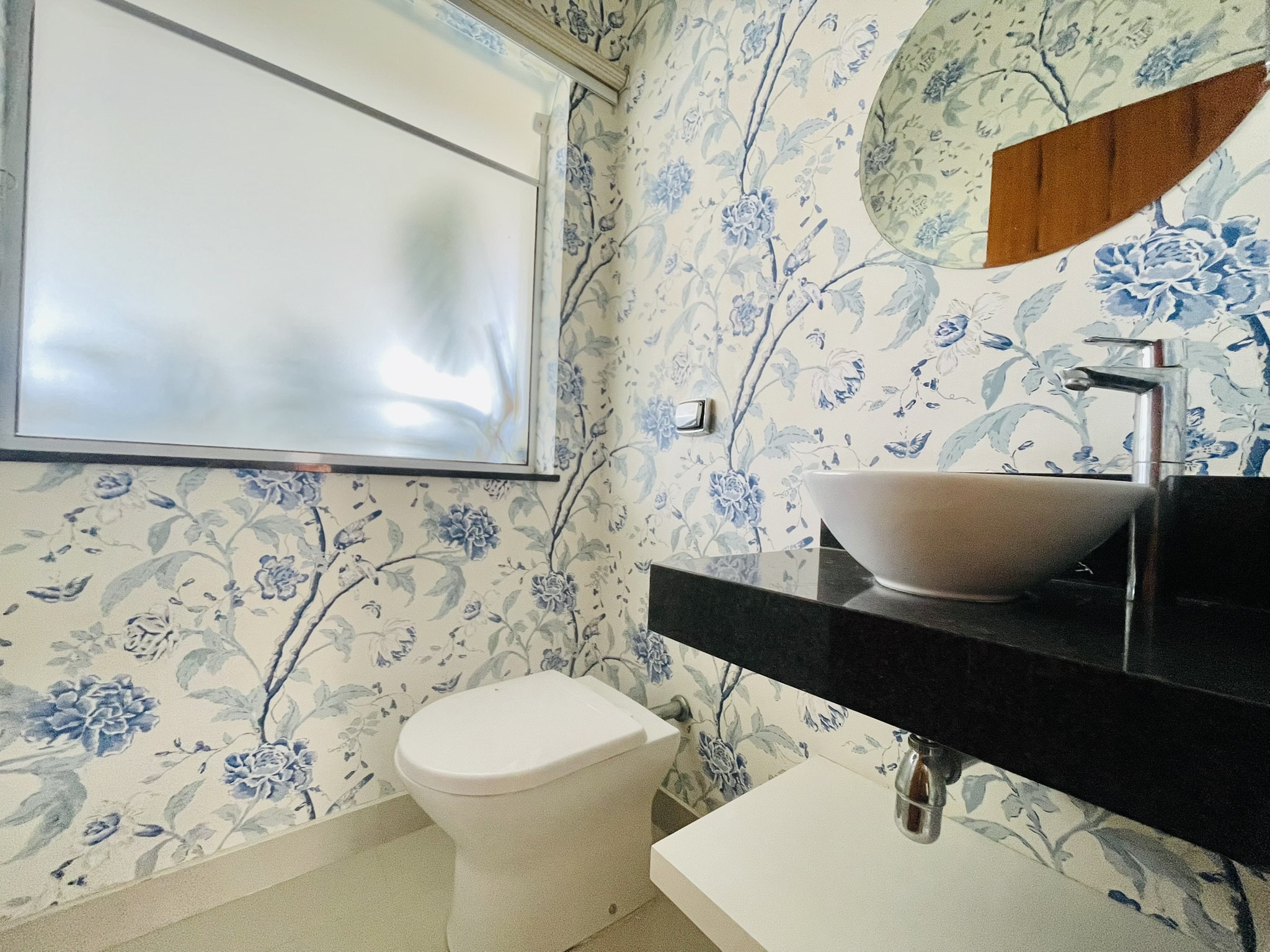 Casa para locação com 4 dormitórios no Condomínio Campos do Conde II em Tremembé/SP.