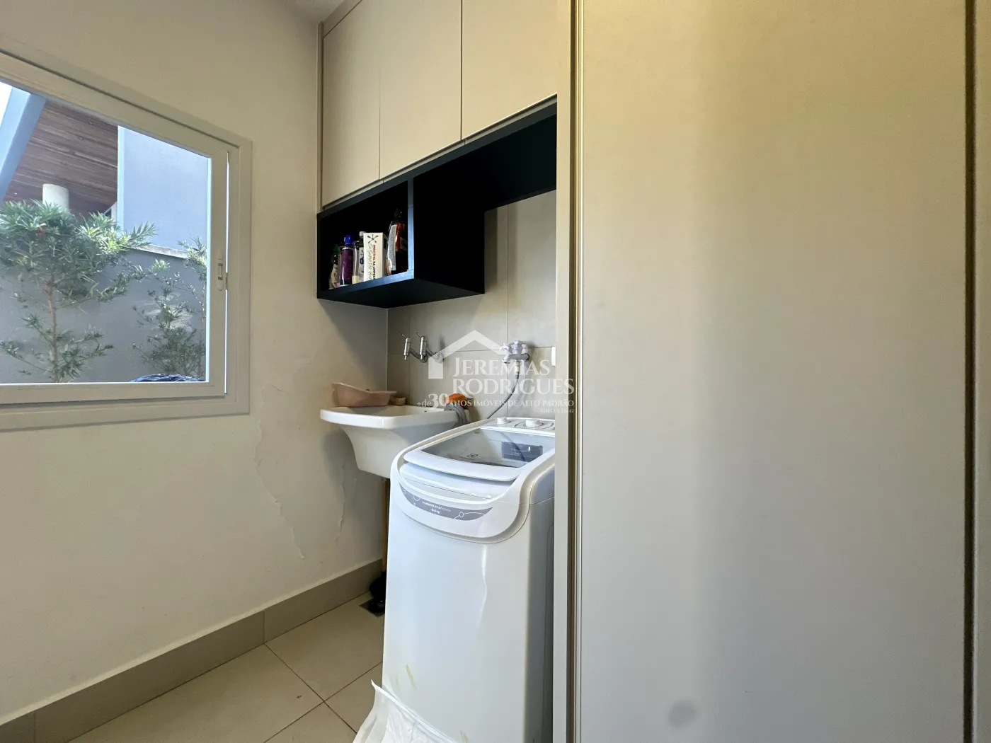 Casa com 3 suítes, 329 m² - Condomínio Ouro Ville - Taubaté/SP.