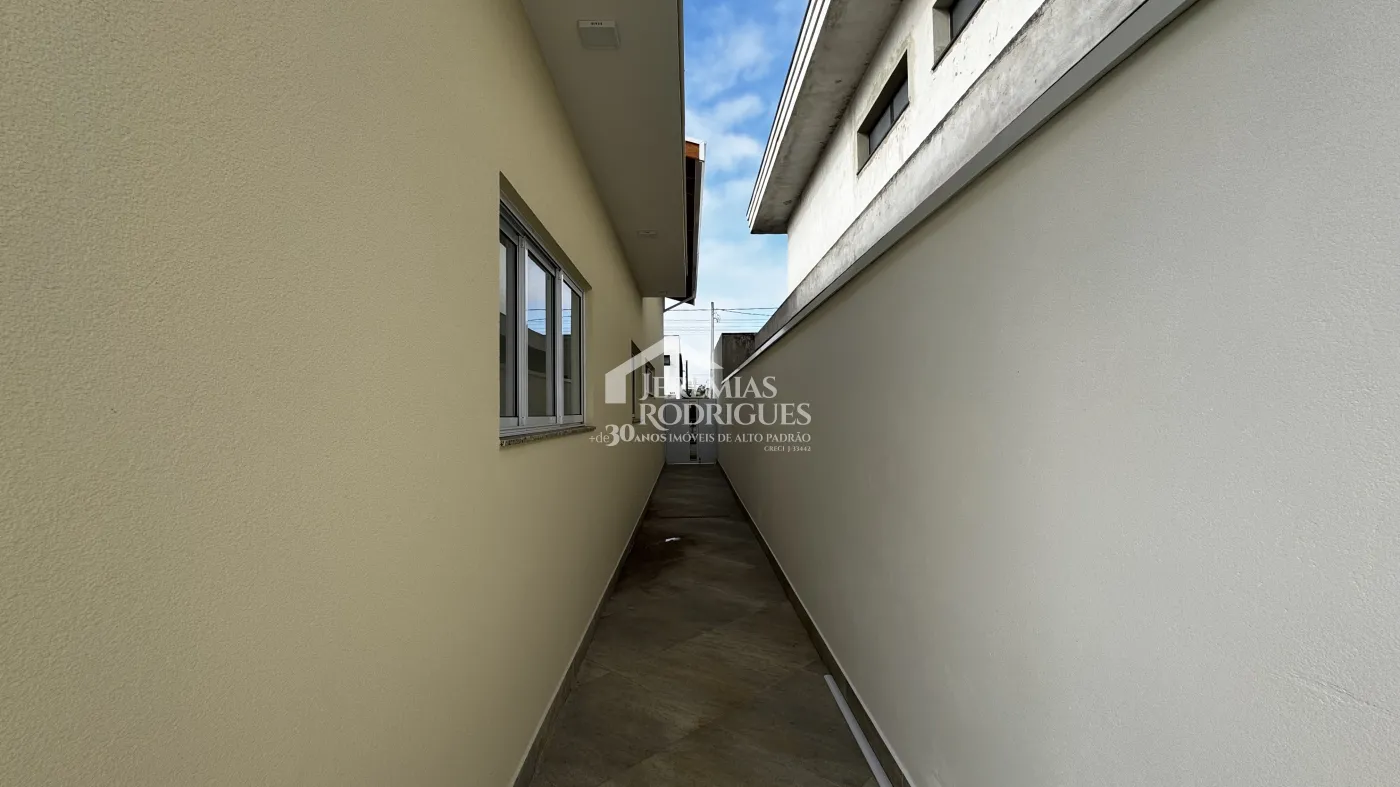 Casa à venda no Condomínio Reserva Bonsucesso em Pindamonhangaba/SP