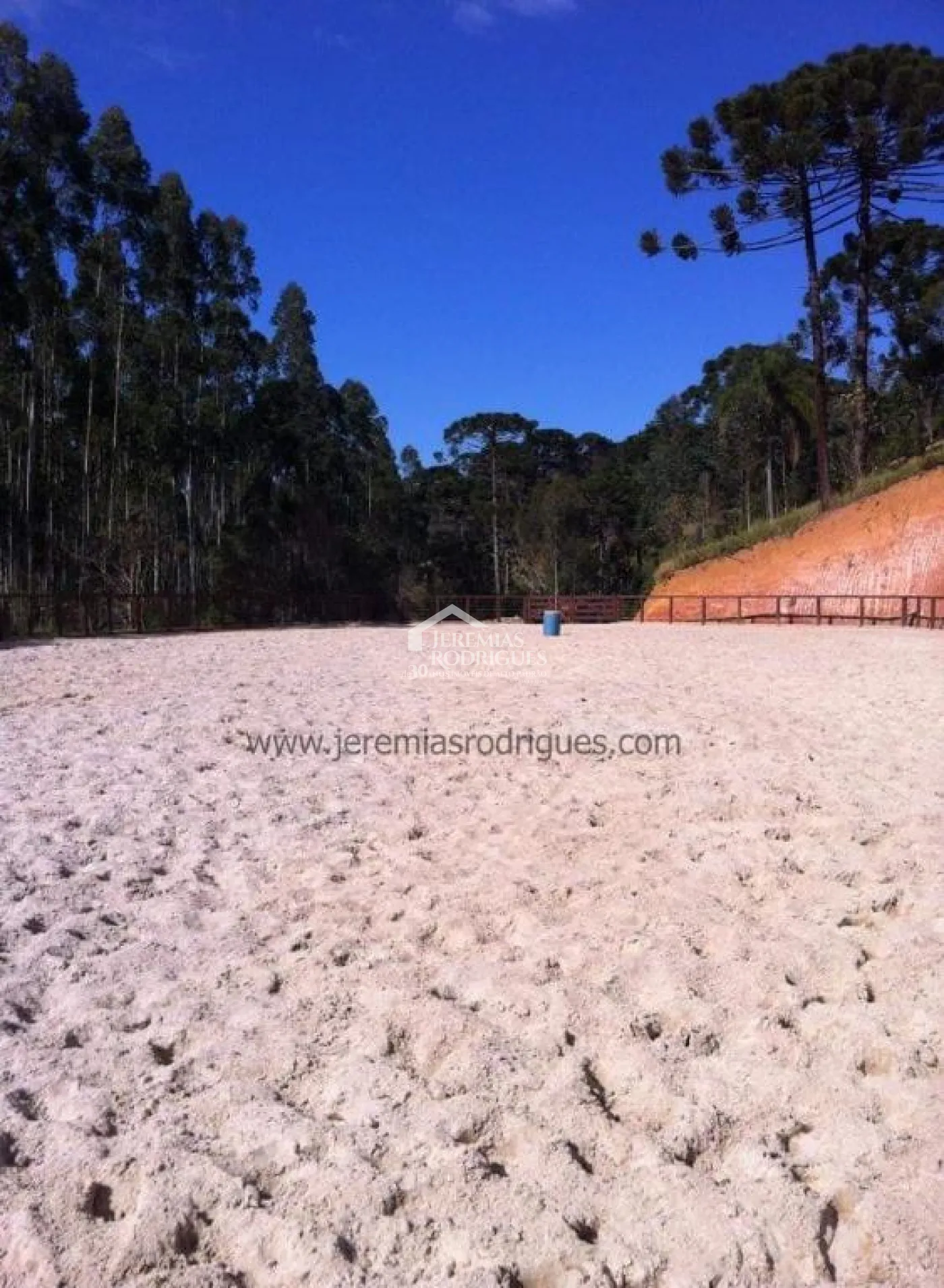 Haras com 86,4 hectares - Sapucaí-Mirim/MG