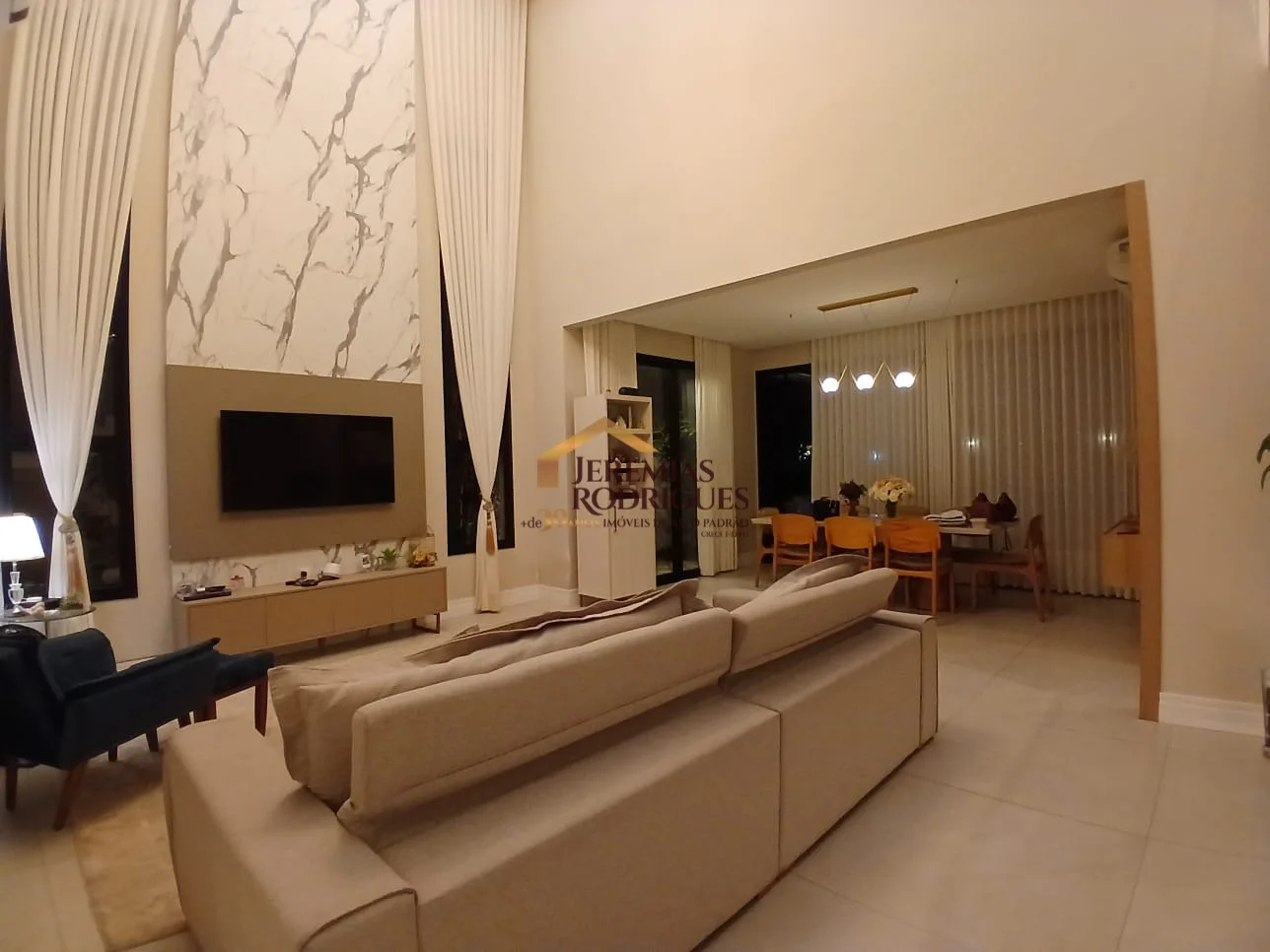 Casa para locação e venda no Residencial Green Park em Taubaté/SP. - foto 2