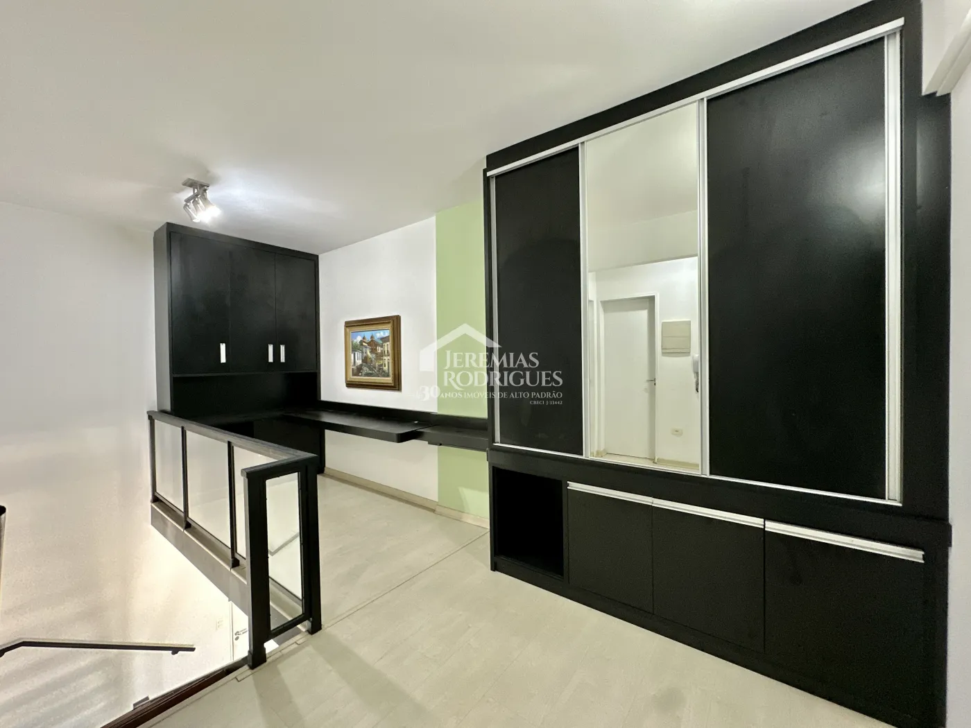 Apartamento com 3 dormitórios, 125 m² - Edifício Jabuticabeiras - Taubaté/SP.