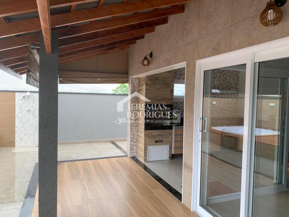 Casa à venda com 4 dormitórios no Condomínio Campos do Conde Taubaté em Taubaté/SP