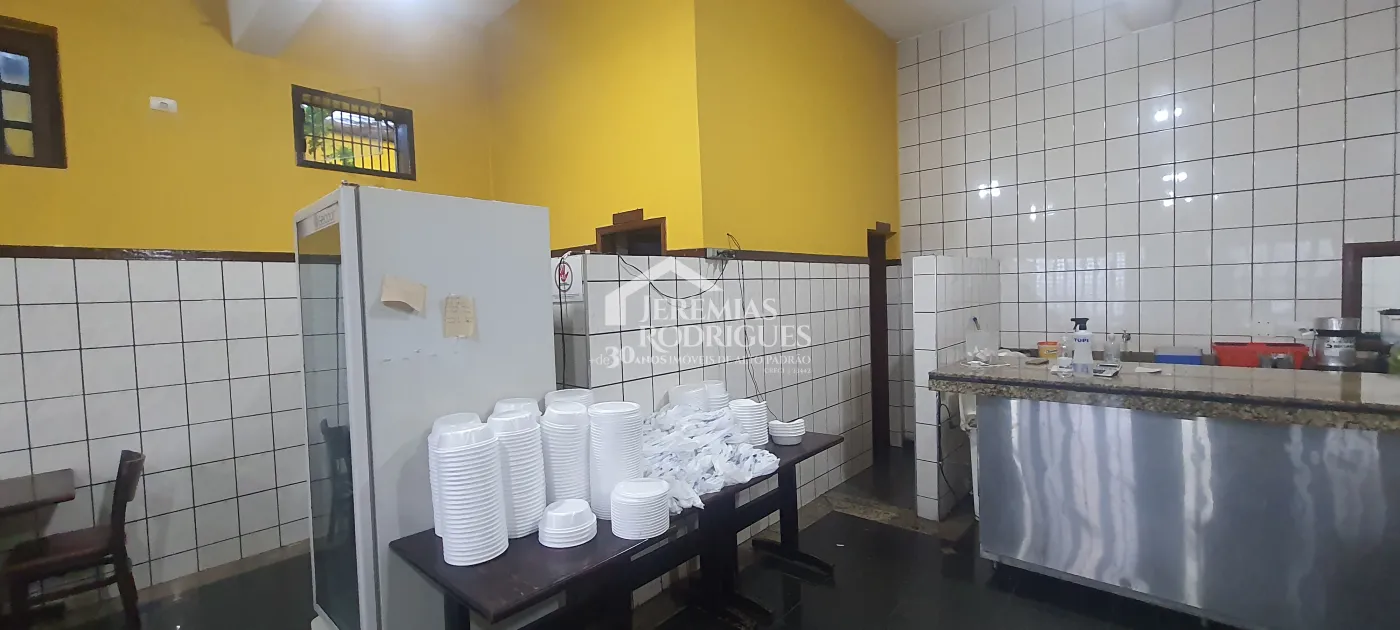 Ponto comercial para locação com 175 m² no bairro Vila São Geraldo em Taubaté/SP