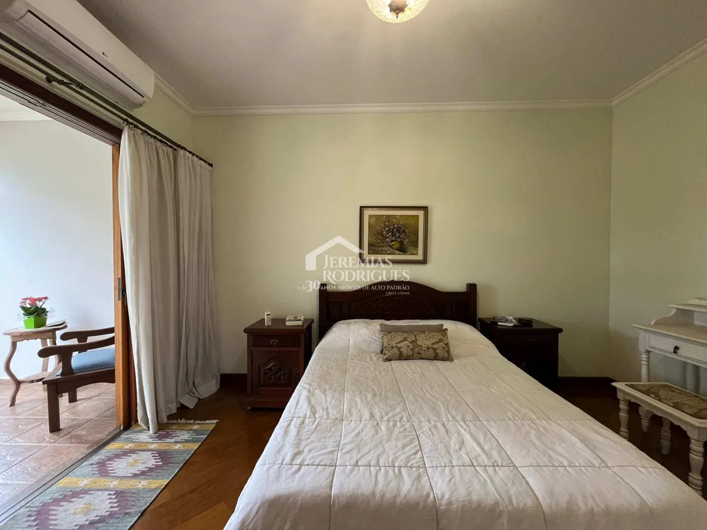 Casa com 4 dormitórios, 421 m² - Condomínio Chácaras Cataguá - Taubaté/SP.