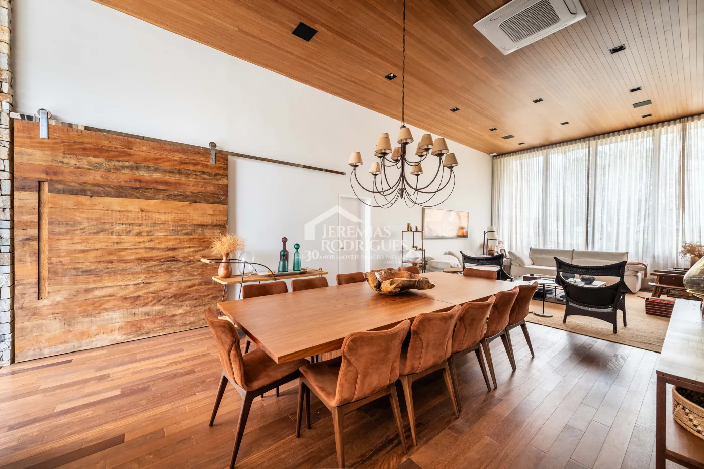 Casa para venda com 4 suítes no Condomínio Fazenda Dona Carolina em Itatiba/SP