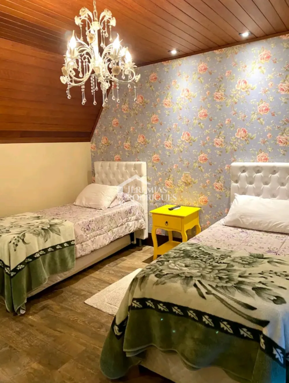 Casa com 6 suítes, 550 m² - Condomínio Pedra do Fogo - Campos do Jordão/SP