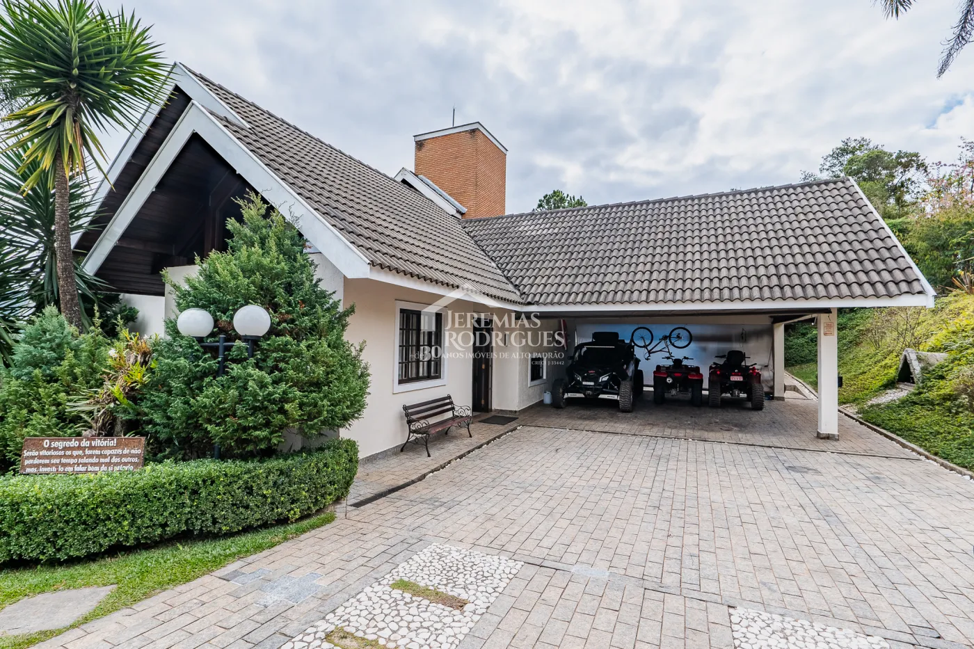 Casa com 4 dormitórios, 450 m² - Atalaia - Campos do Jordão/SP