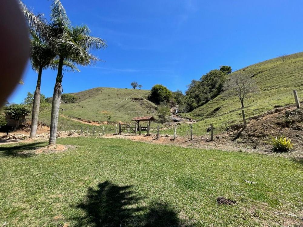 Fazenda com 2 quartos, 2.553.500 m², à venda por R$ 5.800.000- Lorena - Lorena/SP