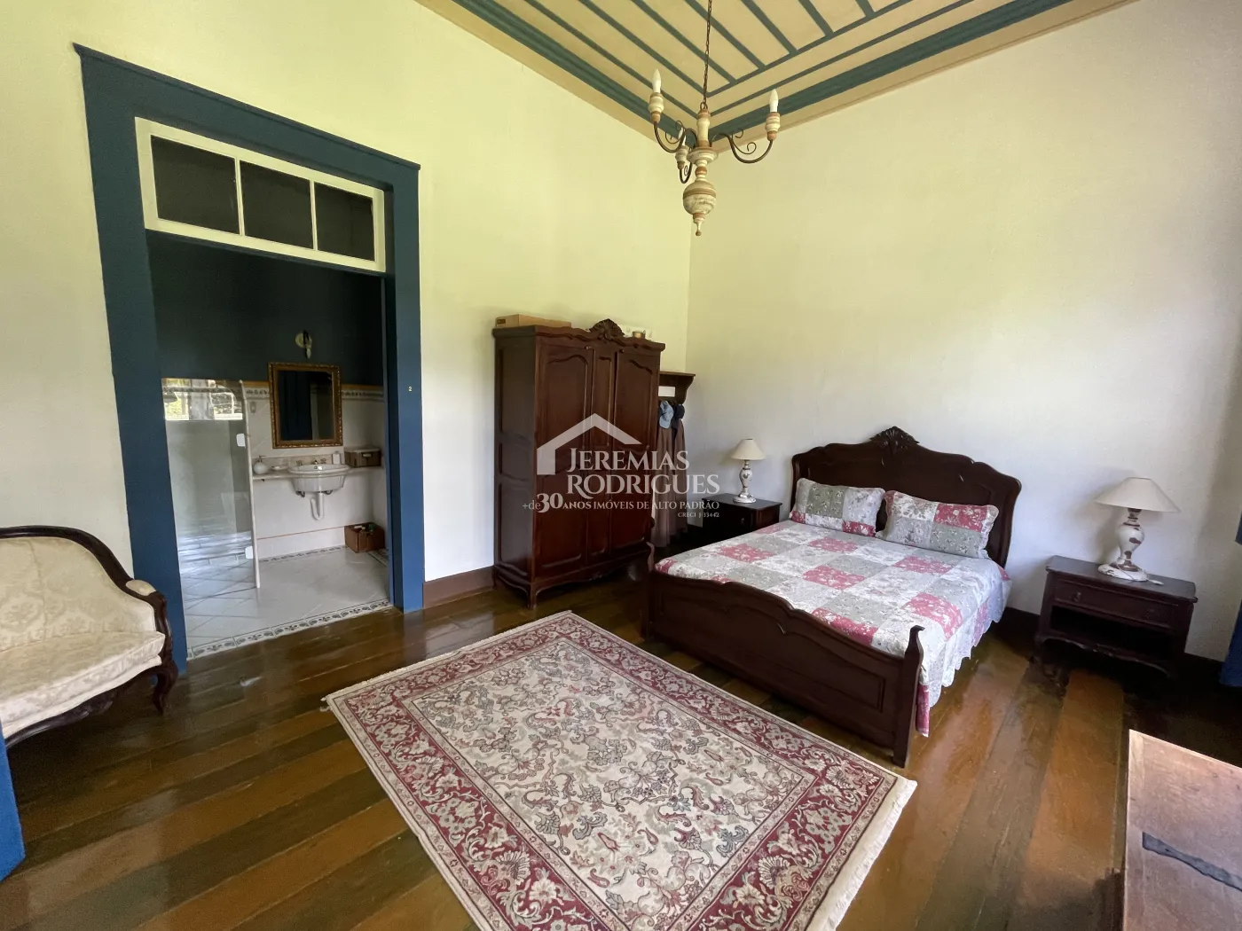 Fazenda com 12 dormitórios - Taubaté/SP