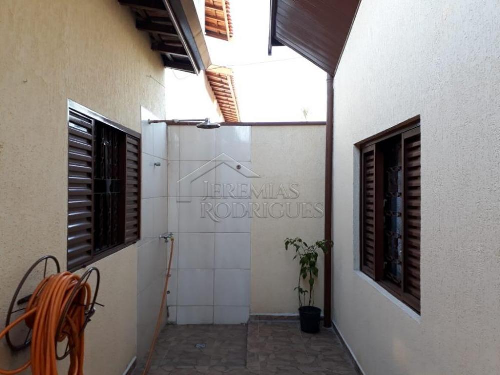 Casa à venda por R$ 680.000,00 - Pindamonhangaba/SP