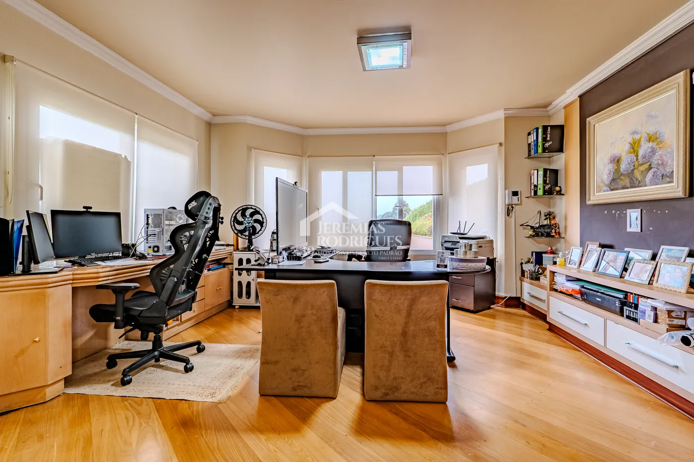 Casa à venda no Parque Pedra do Baú em Campos do Jordão/SP.