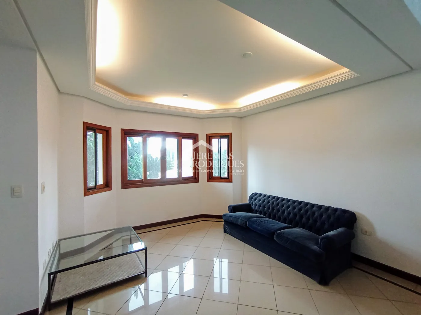 Casa para venda e locação com 3 dormitórios no Condomínio Taubaté Village em Taubaté/SP