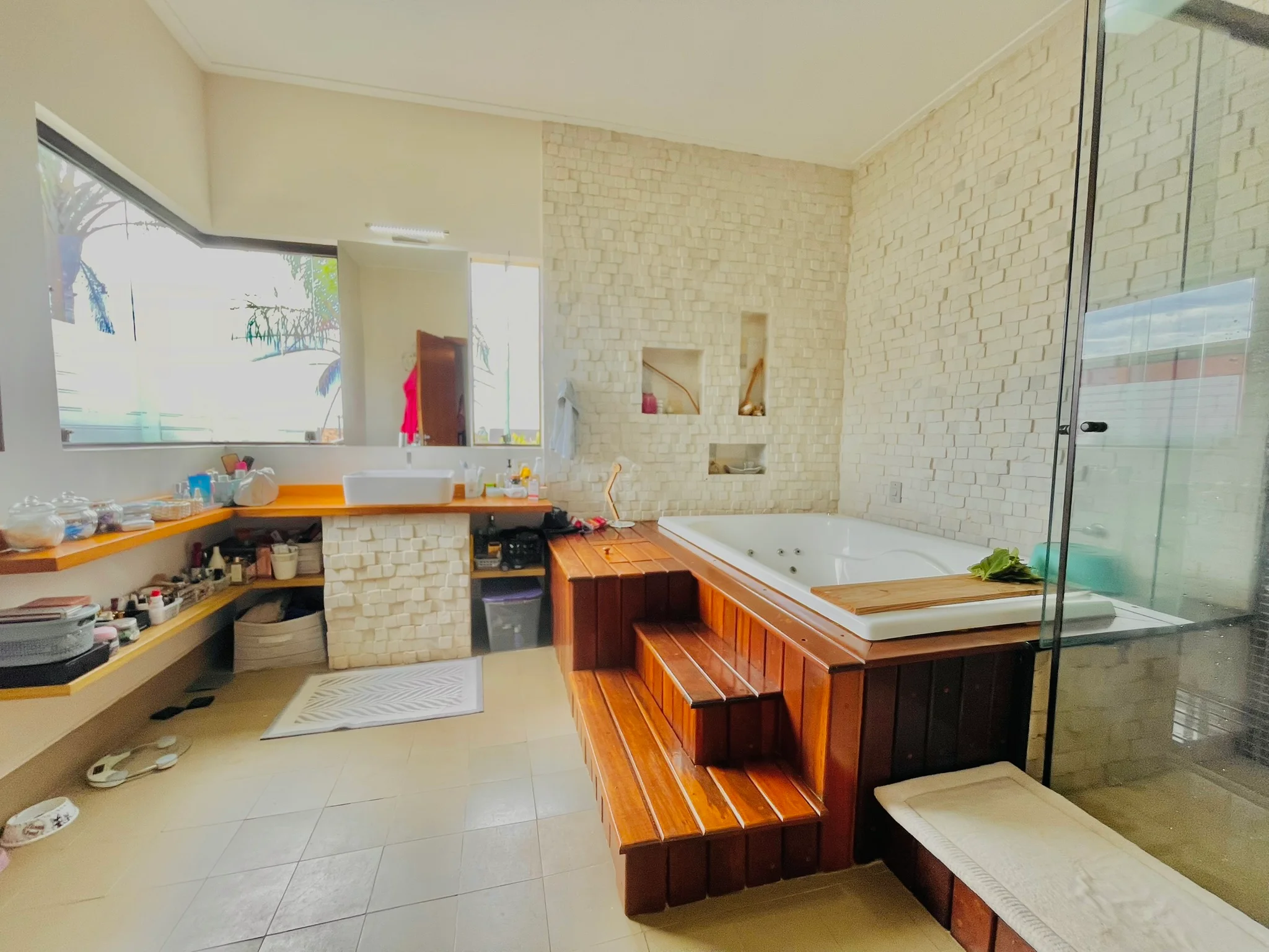 Casa com 3 dormitórios à venda no Condomínio Real Ville em Pindamonhangaba/SP
