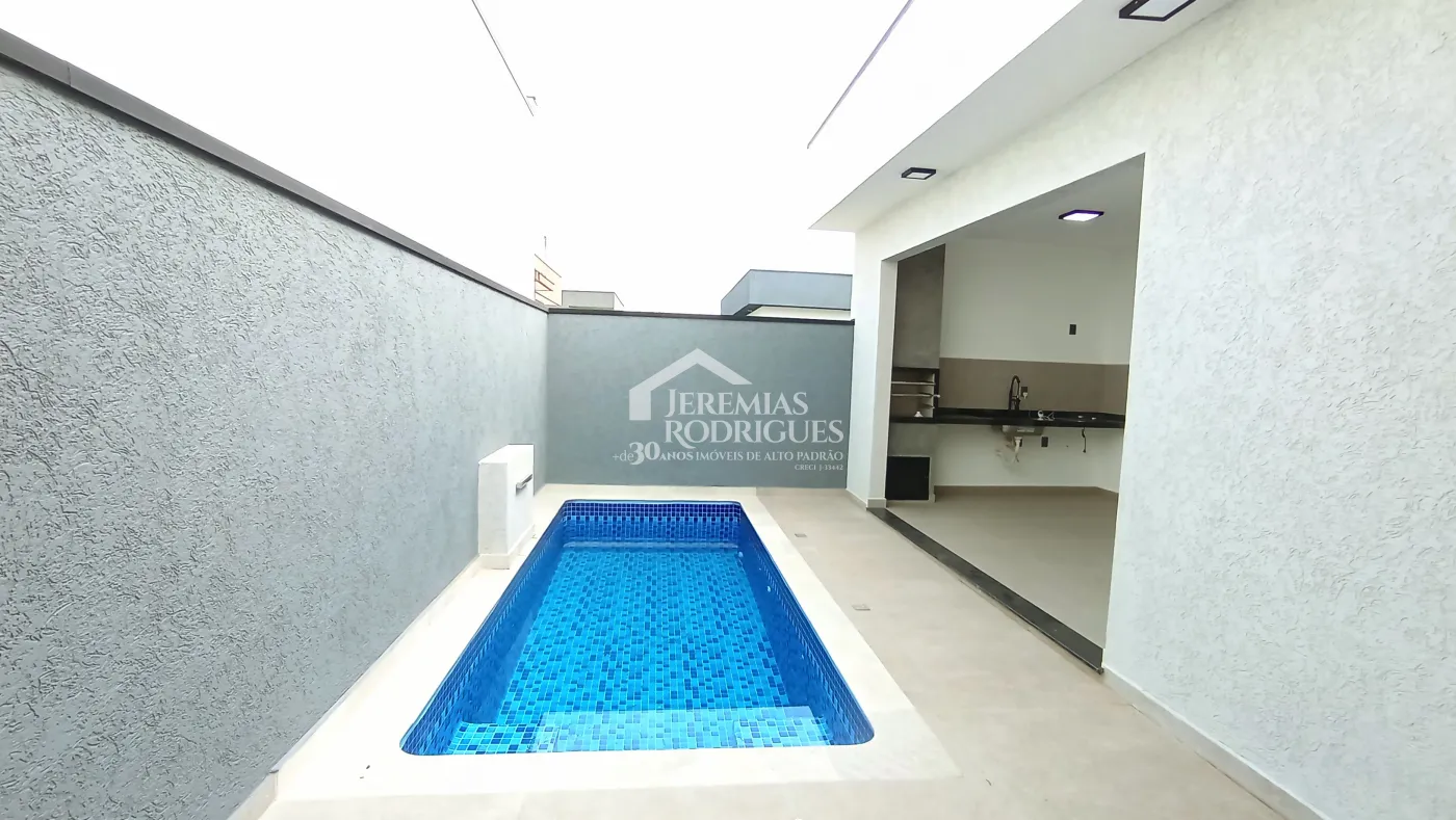 Casa à venda com 3 dormitórios no Condomínio Perolas do Vale em Tremembé/SP.