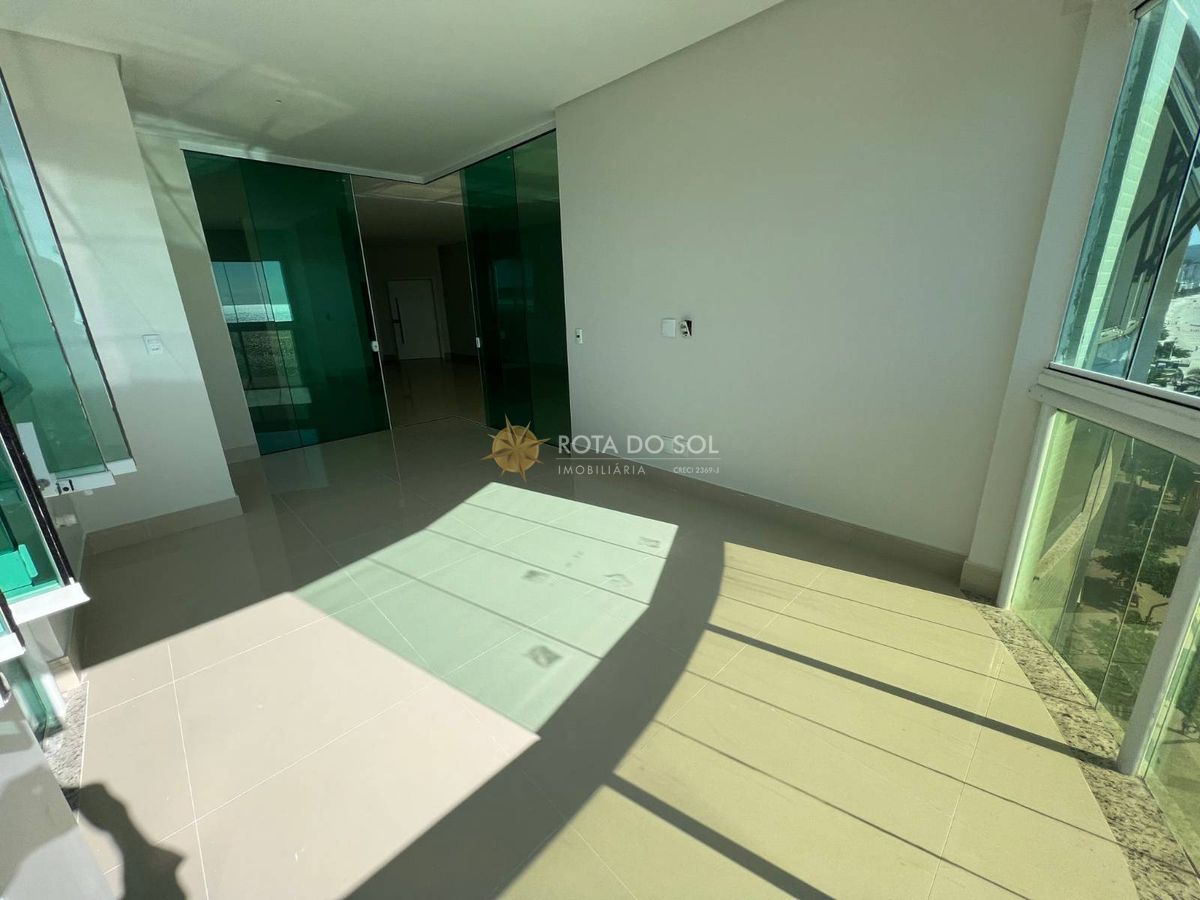 Palazzo del Mare Apartamento Frente Mar 4 Suítes na Meia Praia — foto 2