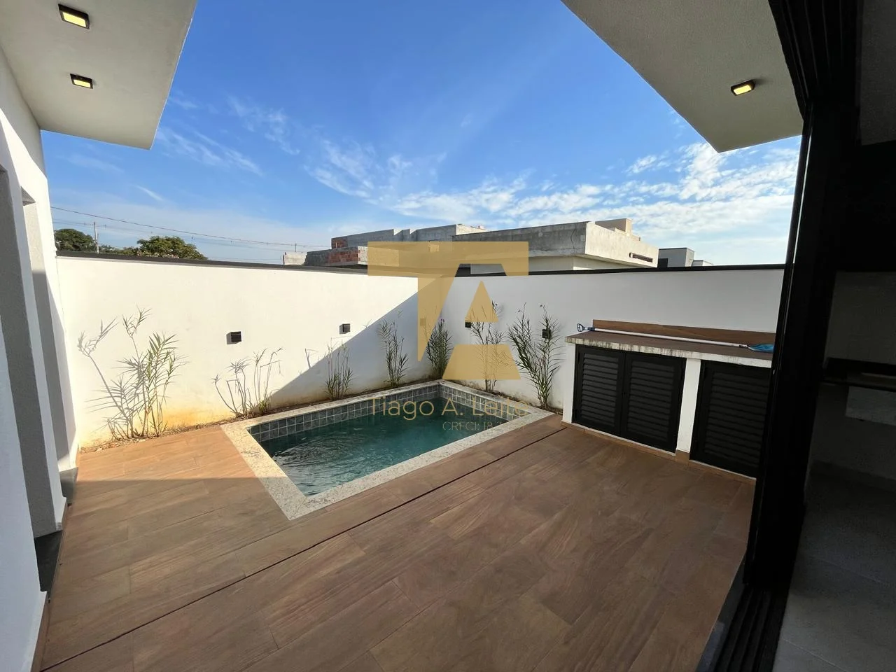 Casa com 3 Suítes à Venda em Condomínio Pérola do Vale em Tremembé/SP
