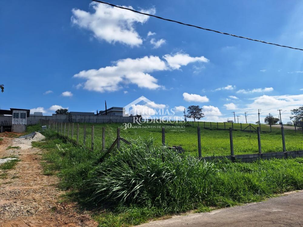 Terreno com Vista Permanente no Condomínio São Felix do Cataguá - Taubaté/SP