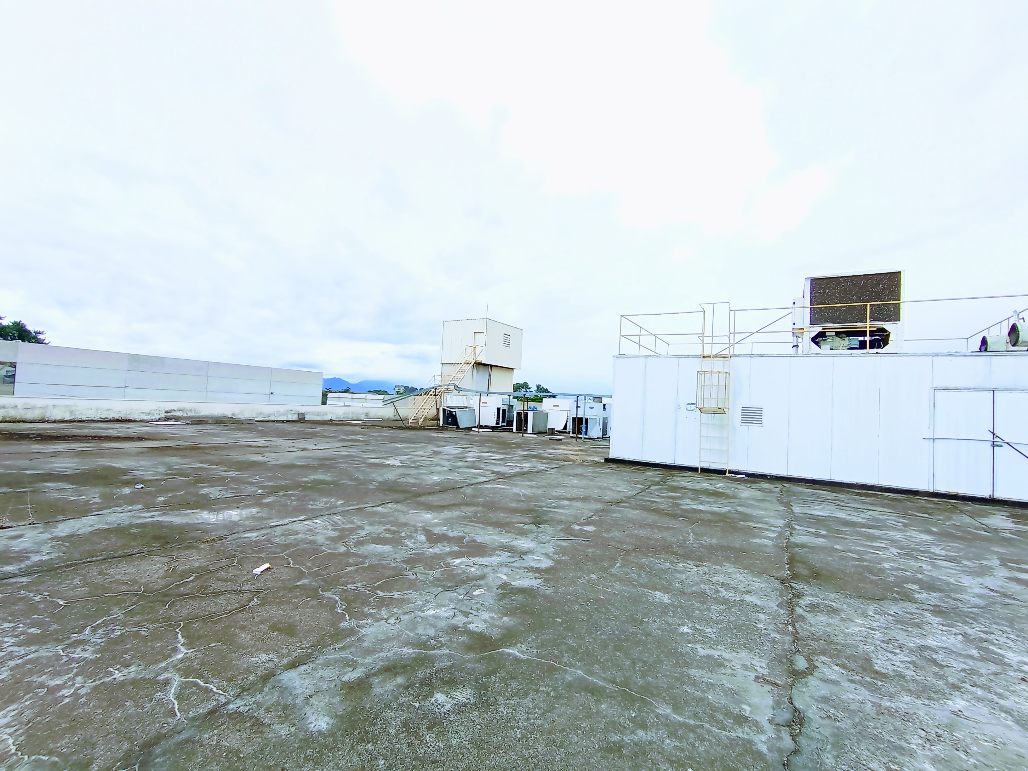 Prédio para venda e locação, 6.000 m² no bairro Jardim Independência em Taubaté/SP.