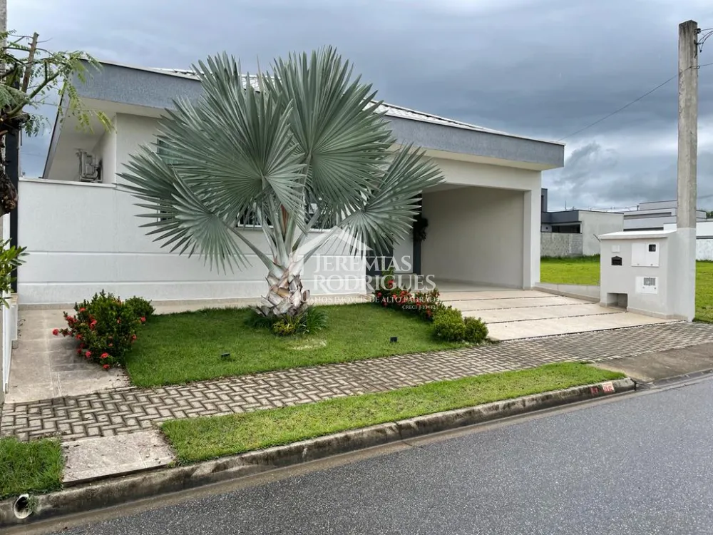 Casa à venda no Condomínio Ouro Ville em Taubaté/SP